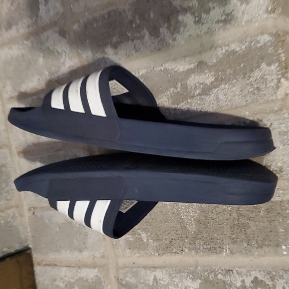Adidas shoes sandals size 8 navy blue - Picture 7 of 12
